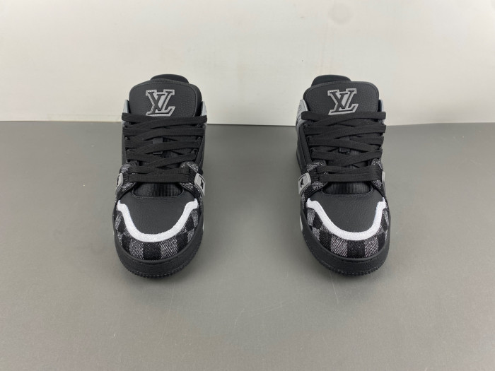 Lou1su1tt Skate Sneaker