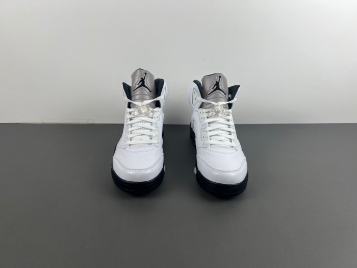 Air Jordan 5 Retro Reverse Metallic DD0587-110