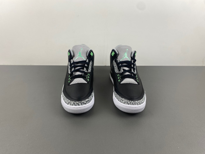 Air Jordan 3 Retro Green Glow CT8532-031