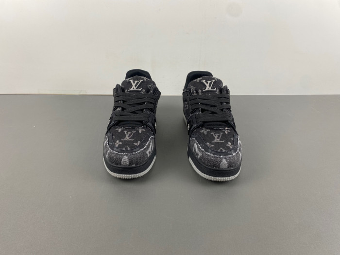 Lou1su1tt Skate Sneaker