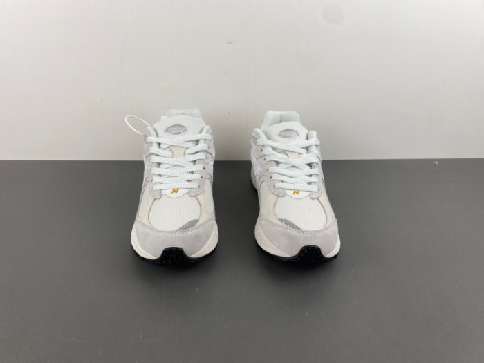 N3w Balance 2002R Reflection Sepia M2002REC