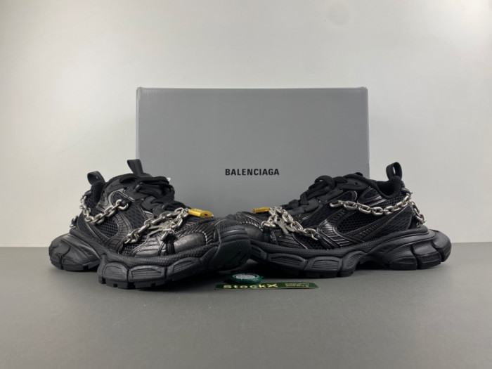 BLCG 3XL SNEAKER 825622 W3XPL 1882