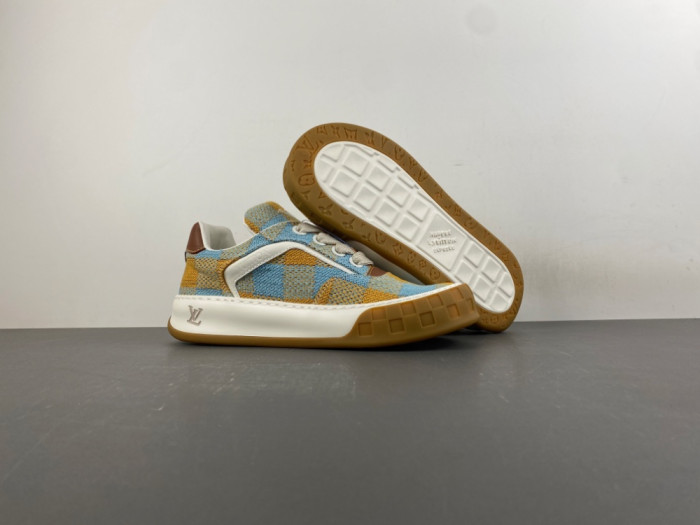 Lou1su1tt Tilted Sneaker