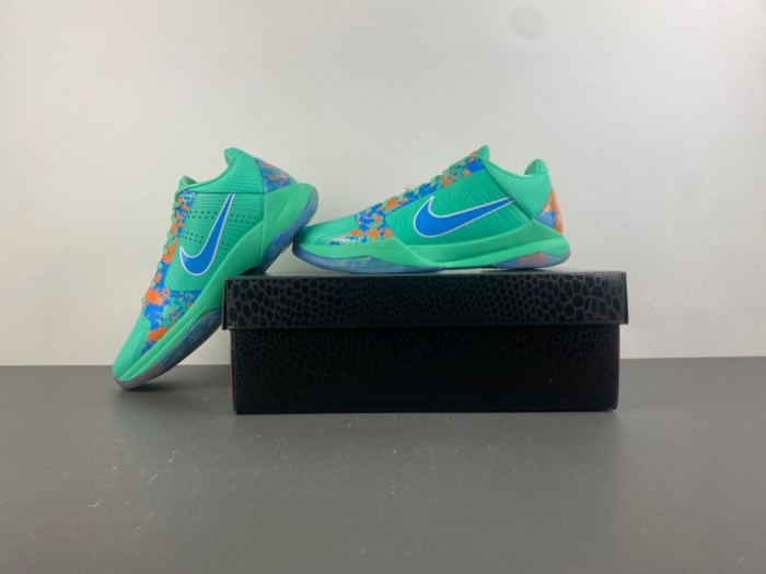 Nike Kobe 5 Protro Jalen Brunson NY vs. NY PE IX1200-300