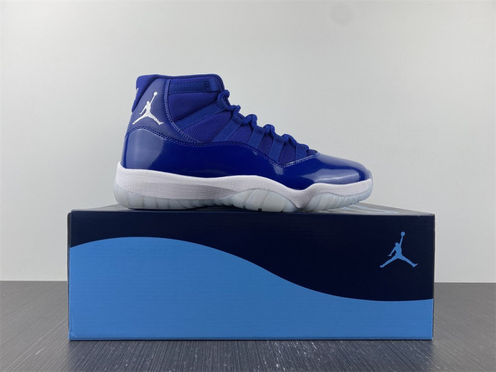 Air Jordan 11 Retro CT8012-115
