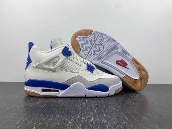 Nike SB x Air Jordan 4 White and Blue DR5415-104