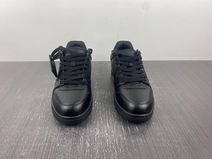OFW SNEAKER