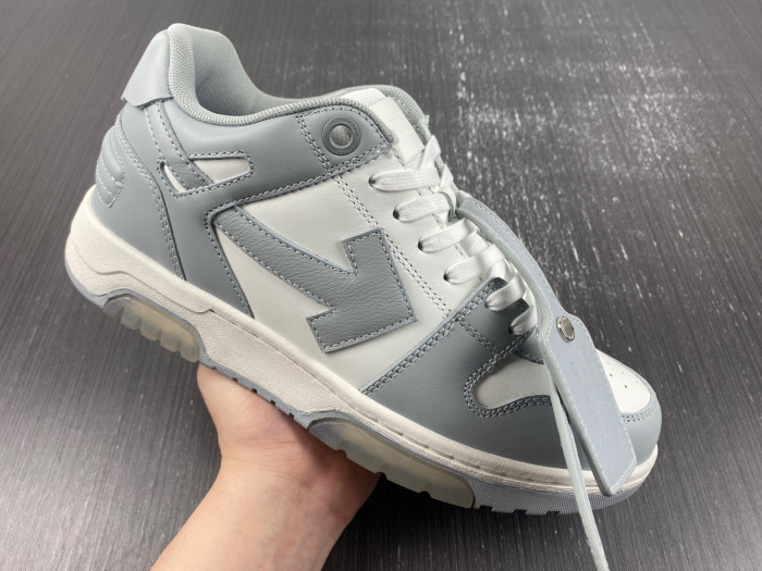 OFW SNEAKER
