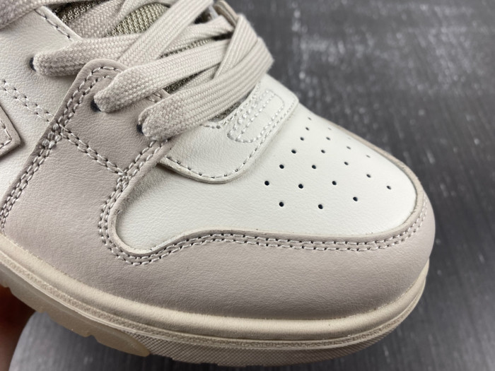 OFW SNEAKER