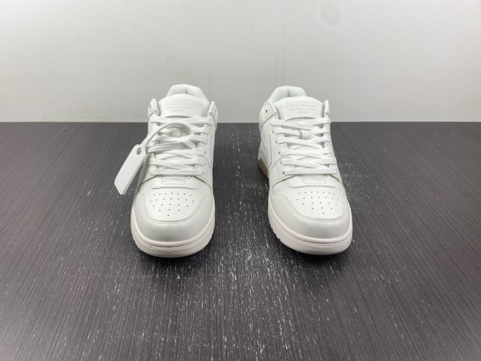 OFW SNEAKER