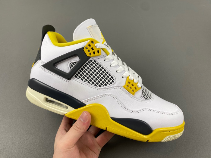 Air Jordan 4 Retro Vivid Sulfur (Women