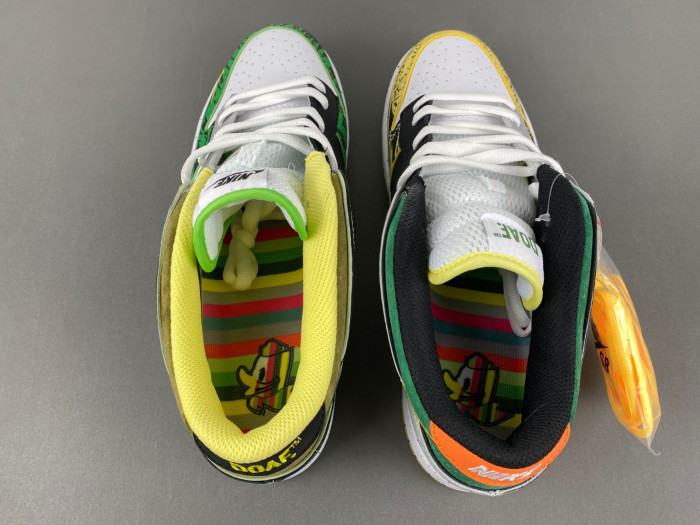 Nike Dunk Low What The Duck Away University Of Oregon Pe Hv1454-100