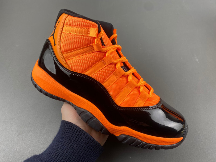 Air Jordan 11 Retro "Black Orange" CT8012-800