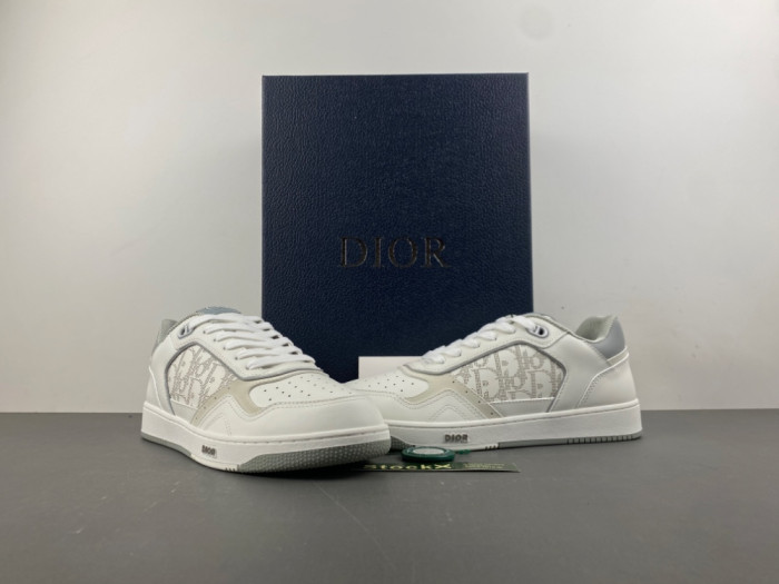D10R B27 Sneaker