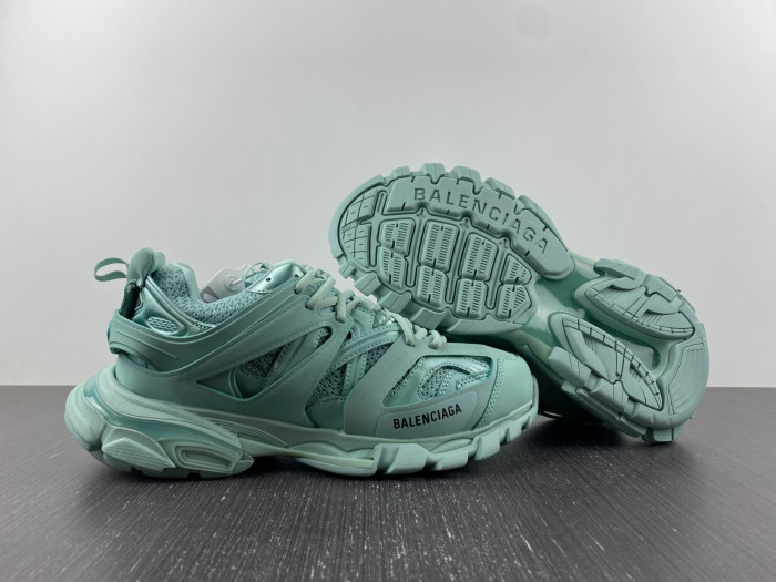 BLCG Track Trainer ice blue 542023 W2LA2 4010