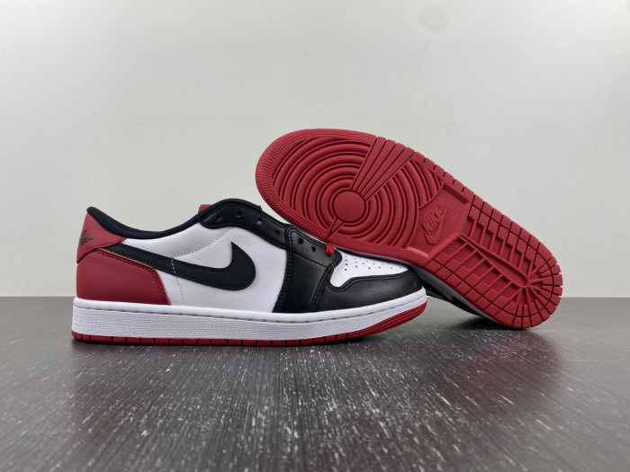 Air Jordan 1 Low OG "Black Toe" CZ0790-106