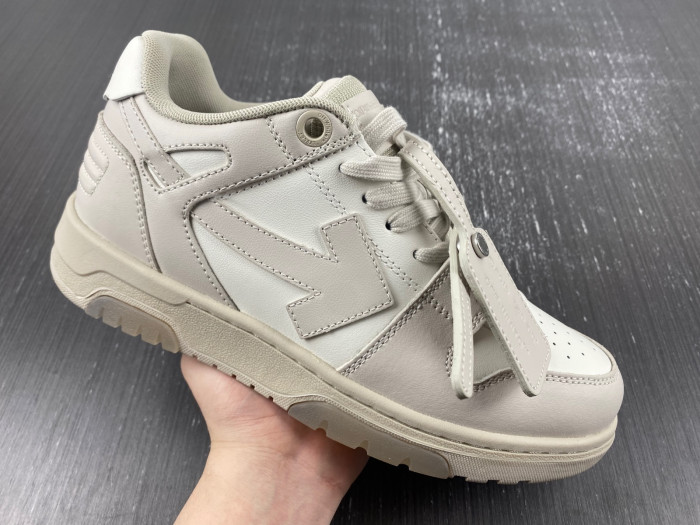 OFW SNEAKER