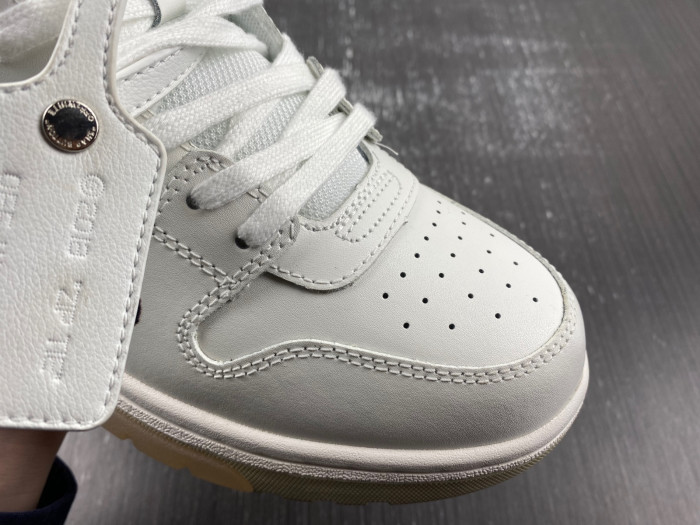 OFW SNEAKER