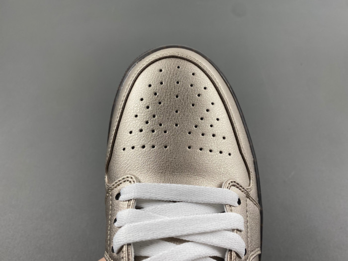 Air Jordan 1 Low SE Metallic Zinc (Women