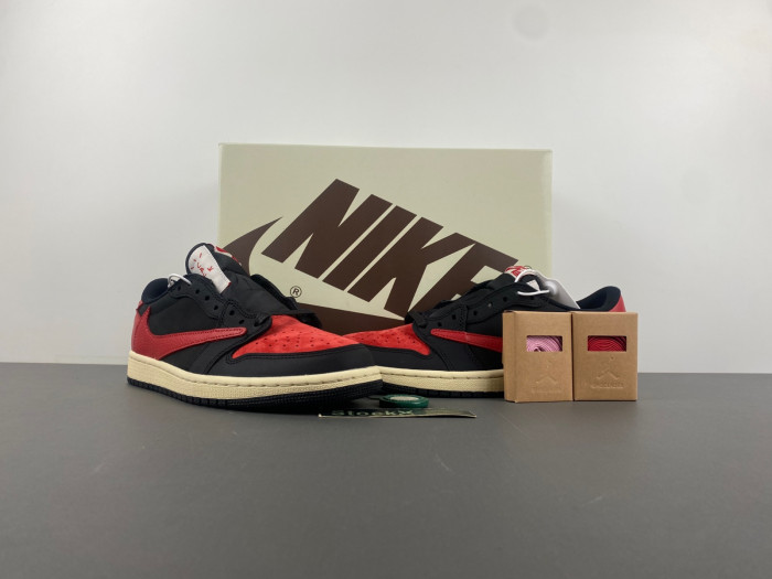 Travis Scott x Air Jordan 1 Low OG Black Red DM7866-061
