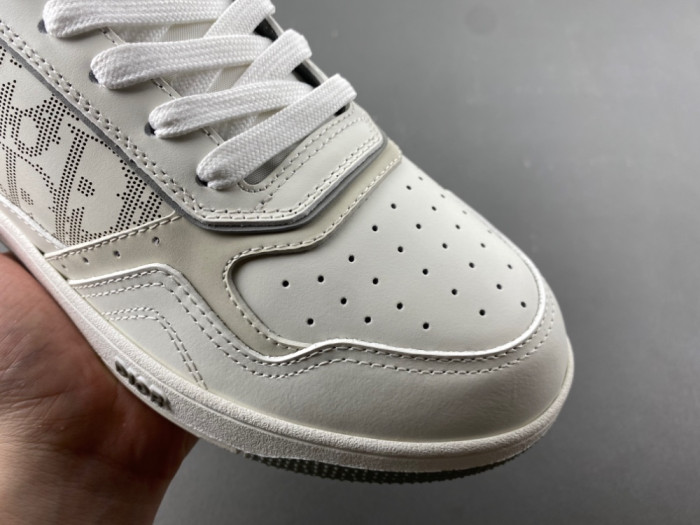 D10R B27 Sneaker