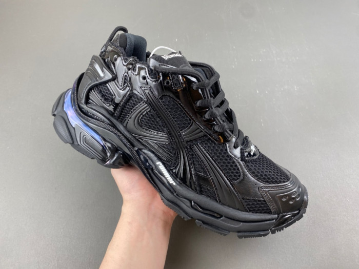 BLCG Runner Lighted Sneaker 853225 WRNLD 1000