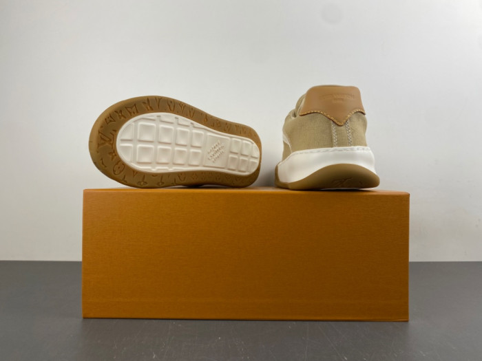 Lou1su1tt Tilted Sneaker