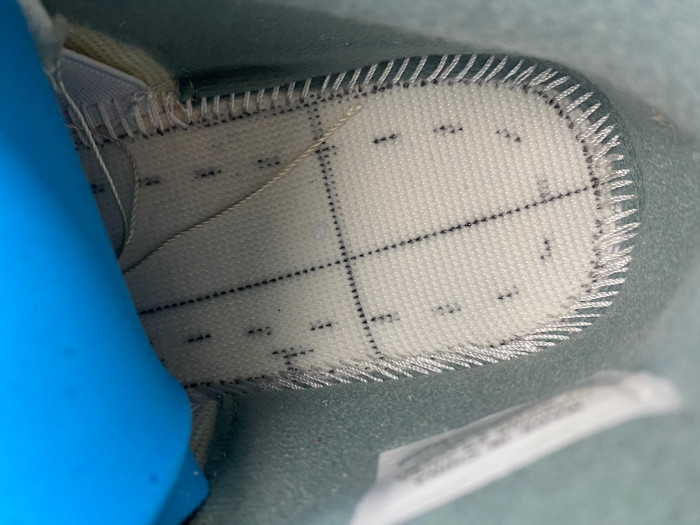 ANDREW CHIOU AIR JORDAN 4 SNORLAX AJ4-KNCW