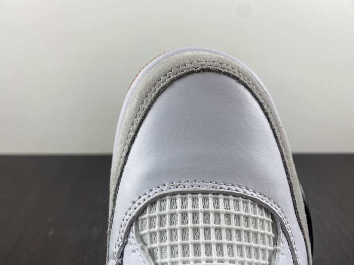 Nike SB x Air Jordan 4 Black and White DR5415-100