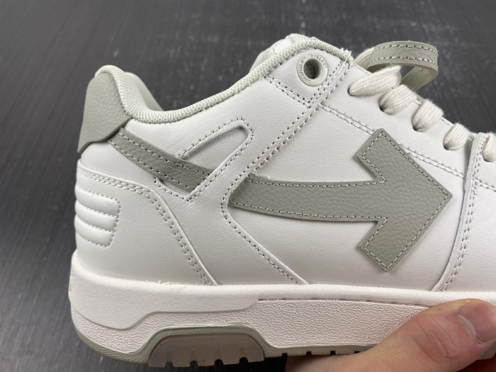 OFW SNEAKER