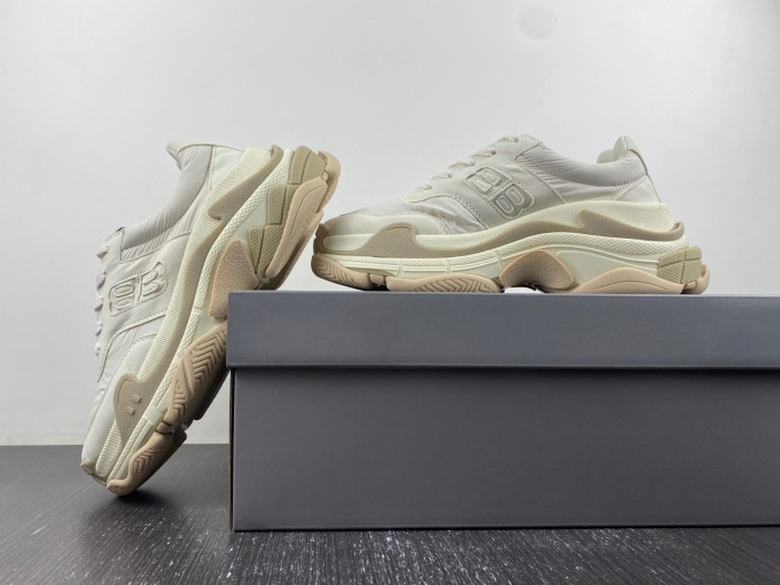 BLCG Sneaker Triple.s.Gomma white 710156 W3CU2 9798