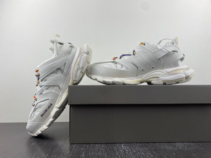 BLCG Track Trainer White 542023 W3RM1 9081