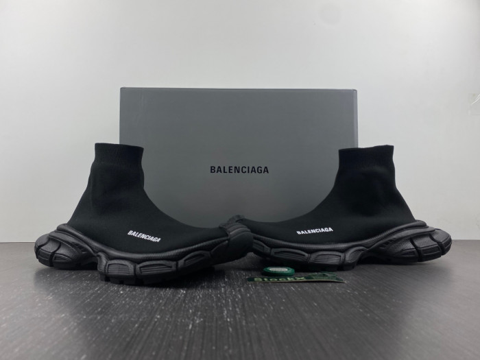 BLCG Speed Sneaker 758483 W2DG1 1010