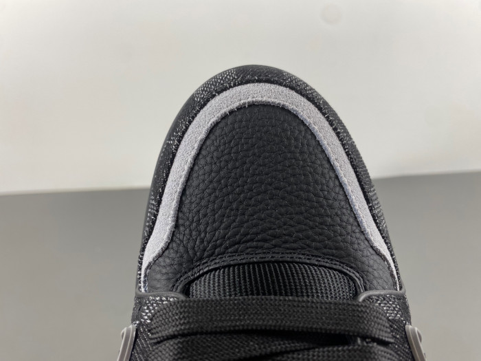 Lou1su1tt Skate Sneaker