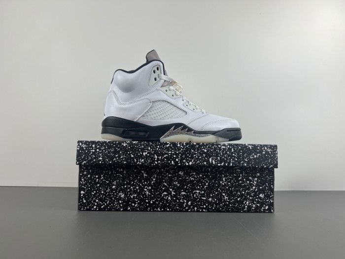 Air Jordan 5 Retro Reverse Metallic DD0587-110