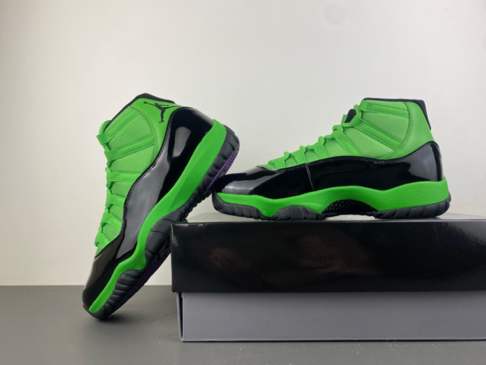 Air Jordan 11 Green and black CT8012-310