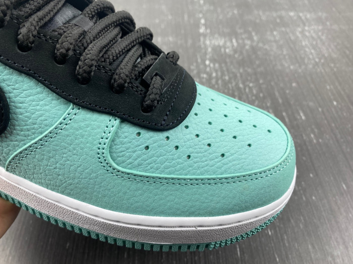 nike air force 1 low sp T*f*ny and co. dz1382-900