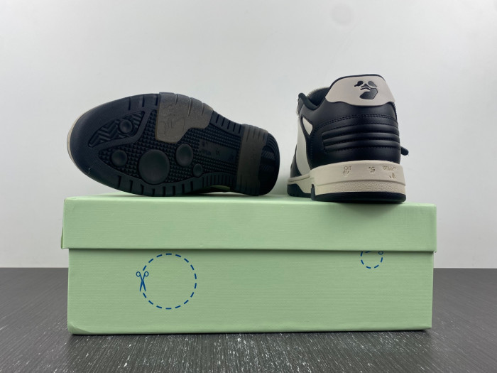 OFW SNEAKER