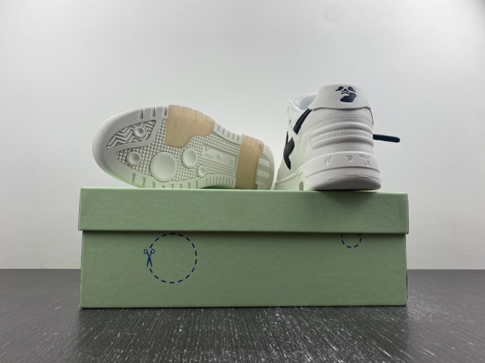 OFW SNEAKER