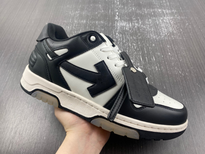 OFW SNEAKER