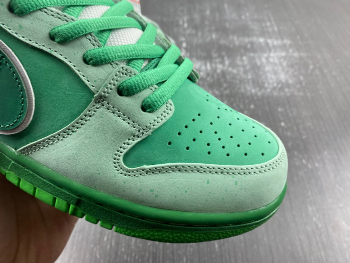 Concepts x Nike SB Dunk Low BV1310-303