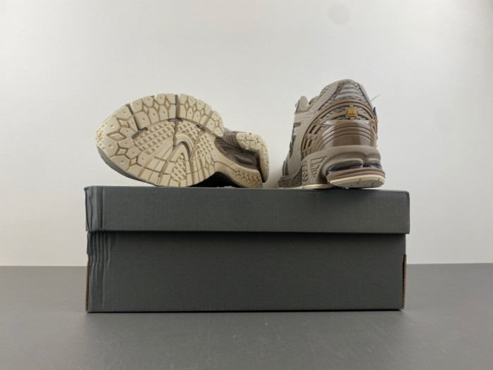 N3w Balance 1906R Cordura Olive Tan U1906ROB