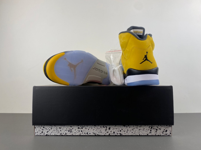 Air Jordan 5 Retro Tokyo T23 (2025) IO3372-700