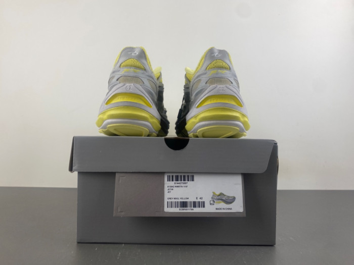BLCG Platform yellow Green Gray 872642 WMRTN 1197