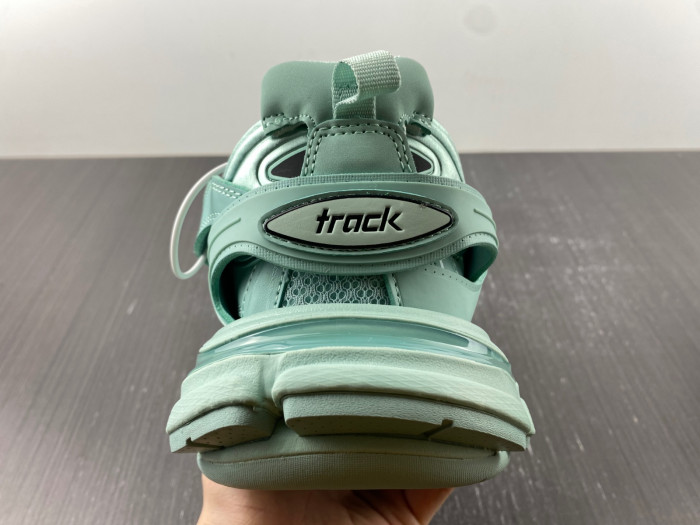 BLCG Track Trainer ice blue 542023 W2LA2 4010