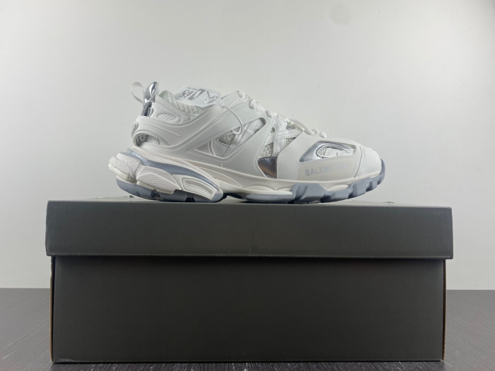 BLCG Track Trainer White Silver 542436 W2F5C 9081
