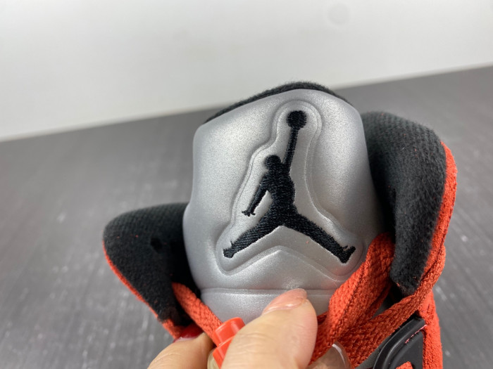Air Jordan 5 Retro Dunk on Mars DD9336-800