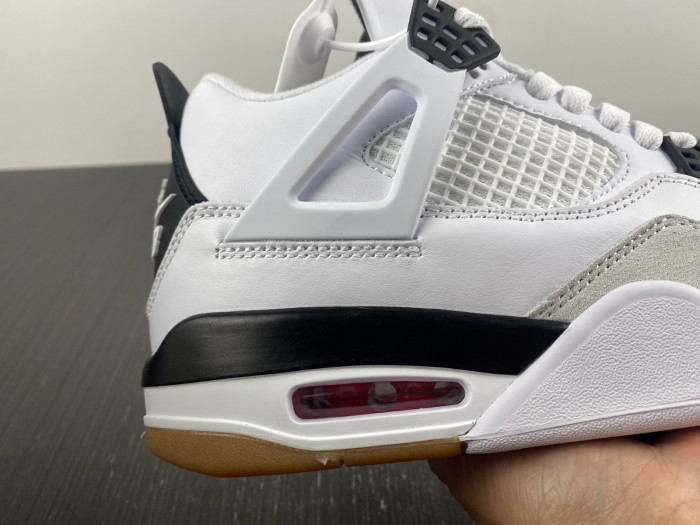 Nike SB x Air Jordan 4 Black and White DR5415-100