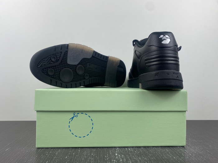 OFW SNEAKER