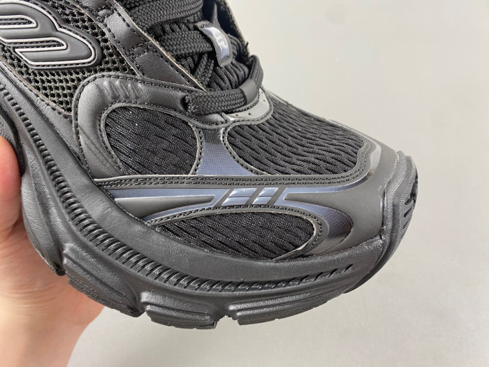 BLCG 911 SNEAKER 784342 W2MVZ 1010